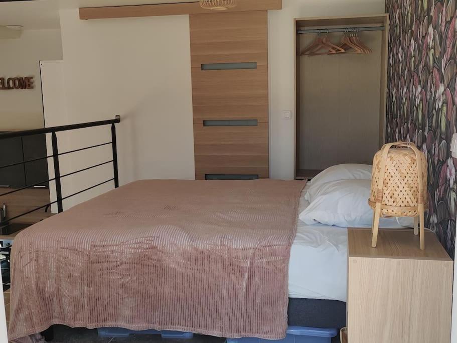 Gite Dans Ancien Moulin Sainte-Helene  Ngoại thất bức ảnh
